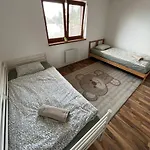 公寓 3-bedroom In Šamorín